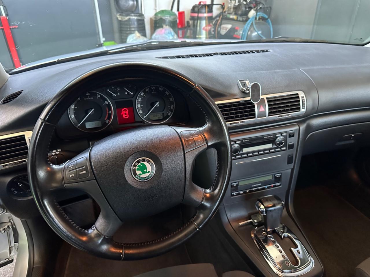 Skoda Superb 1.8 T 20V 150cv tip. Comfort - AUTOMATICA-