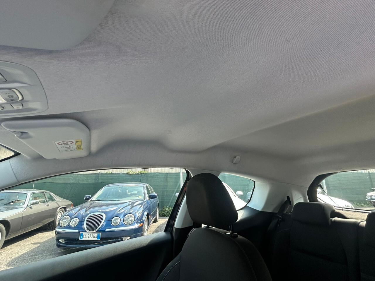 Peugeot 208 PureTech 82 3 porte Active