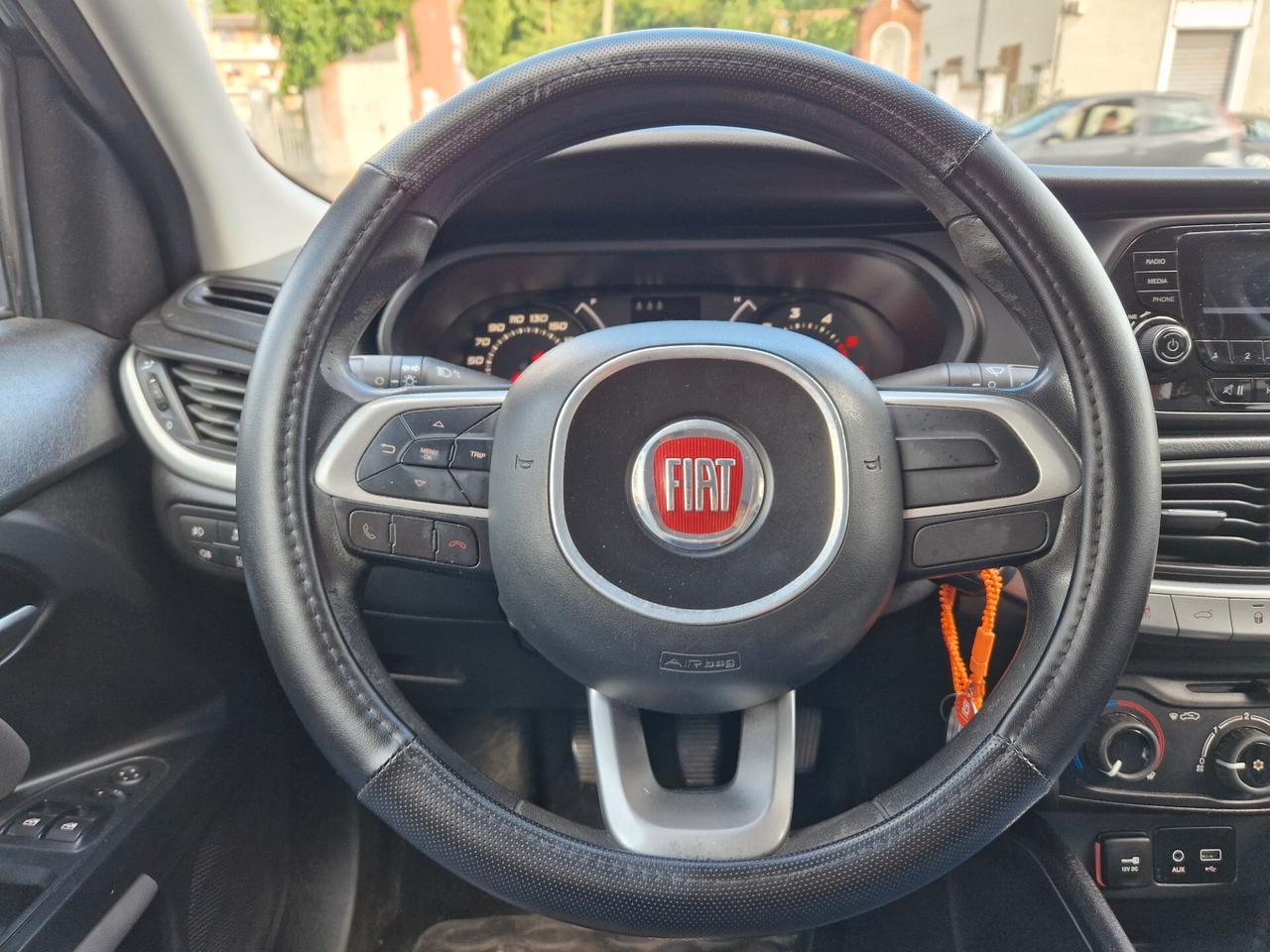 Fiat Tipo 1.6 120CV Diesel Euro6b, Bluetooth, Sensori post., Fendinebbia