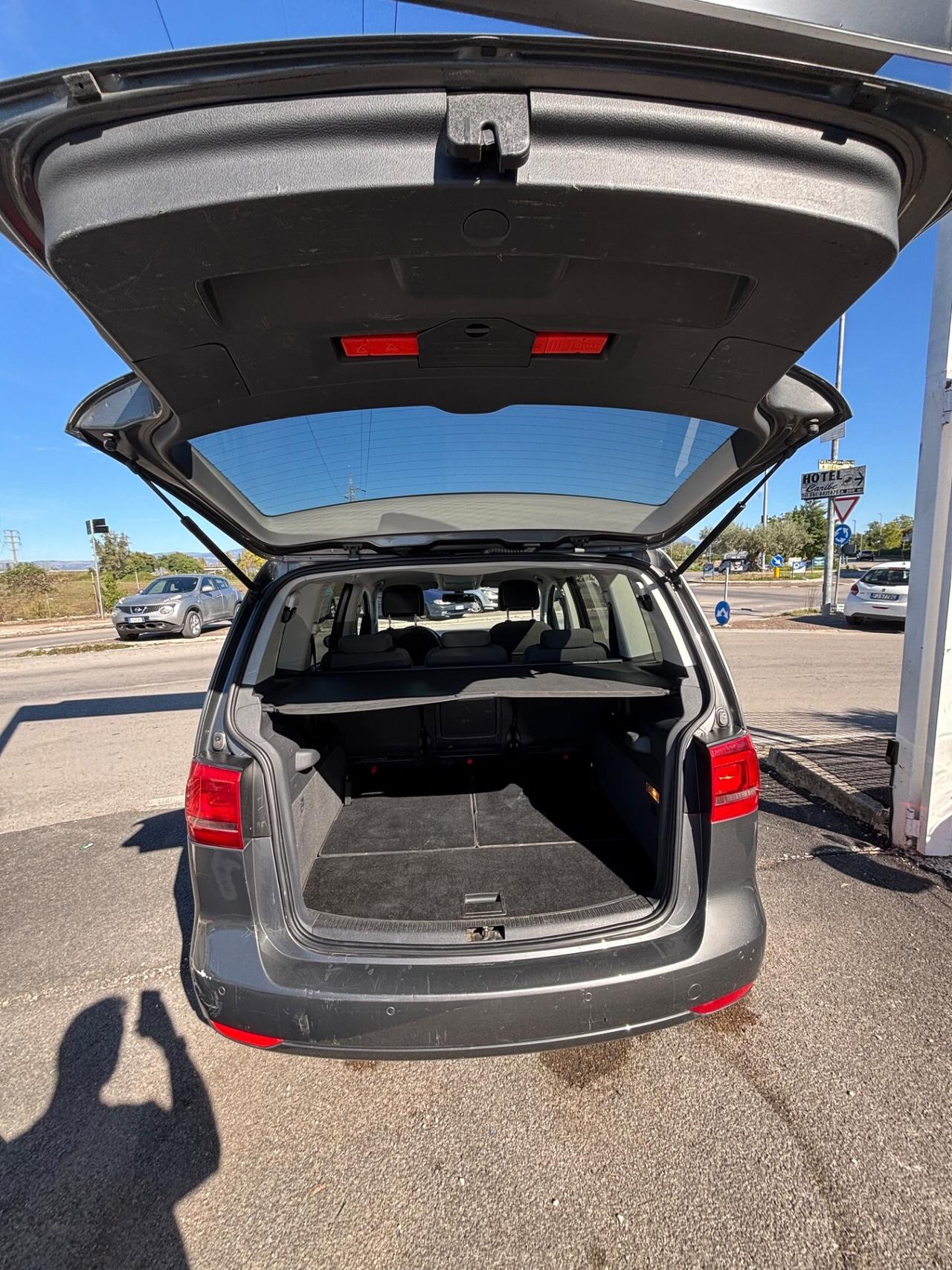 Volkswagen Touran 1.6 TDI DSG Comfortline