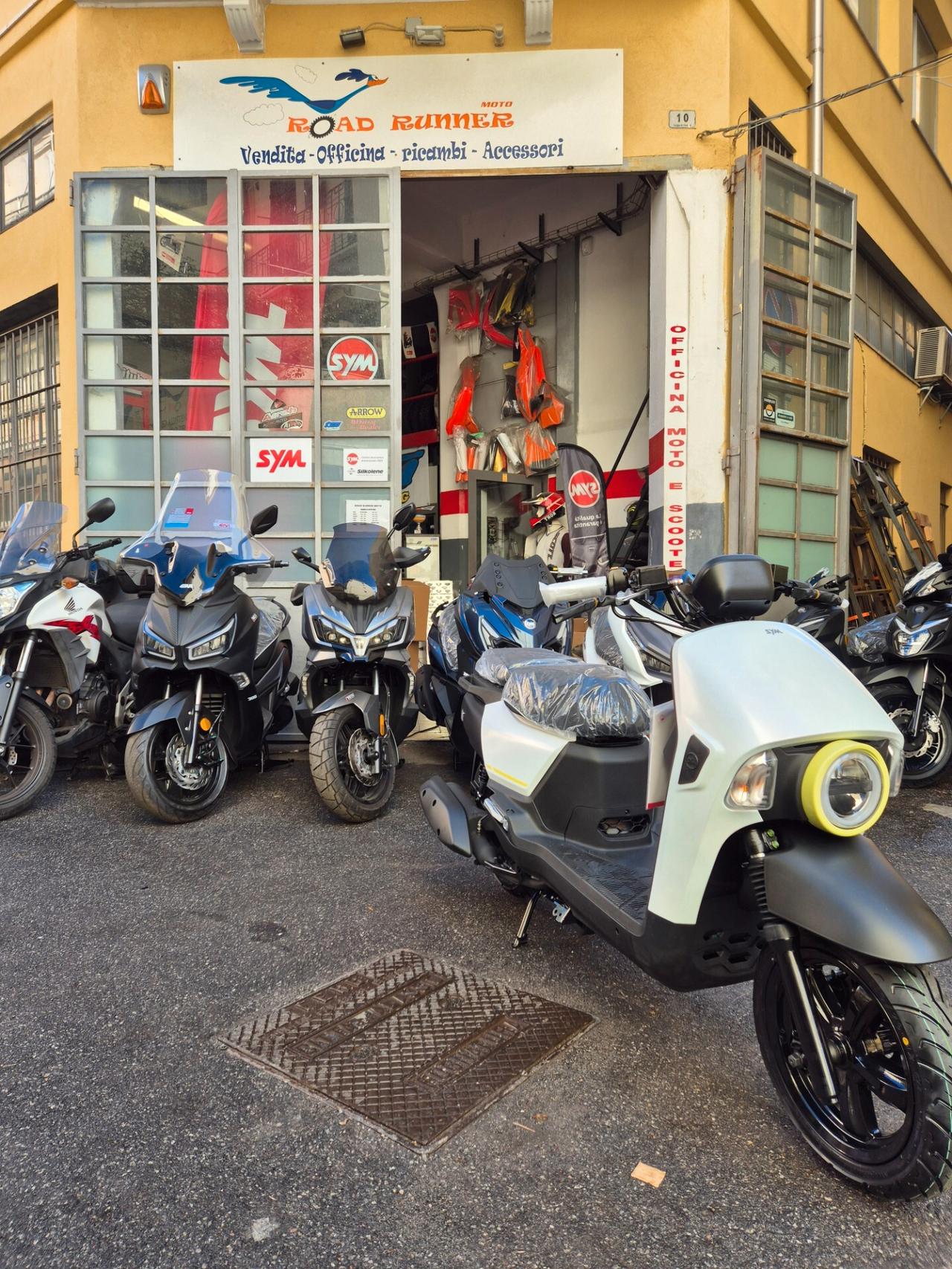 SYM 4MICA 125 TRASPORTO CONSEGNE