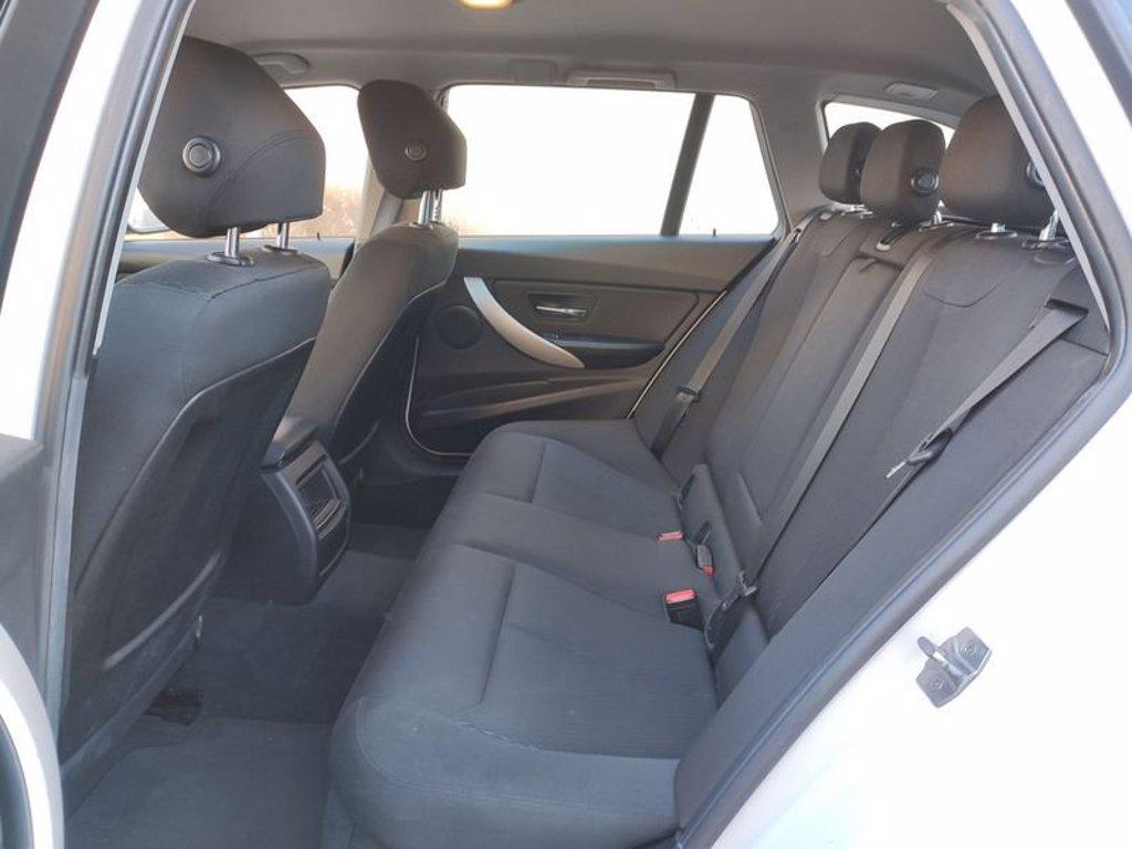BMW 320d touring business advantage del 2017