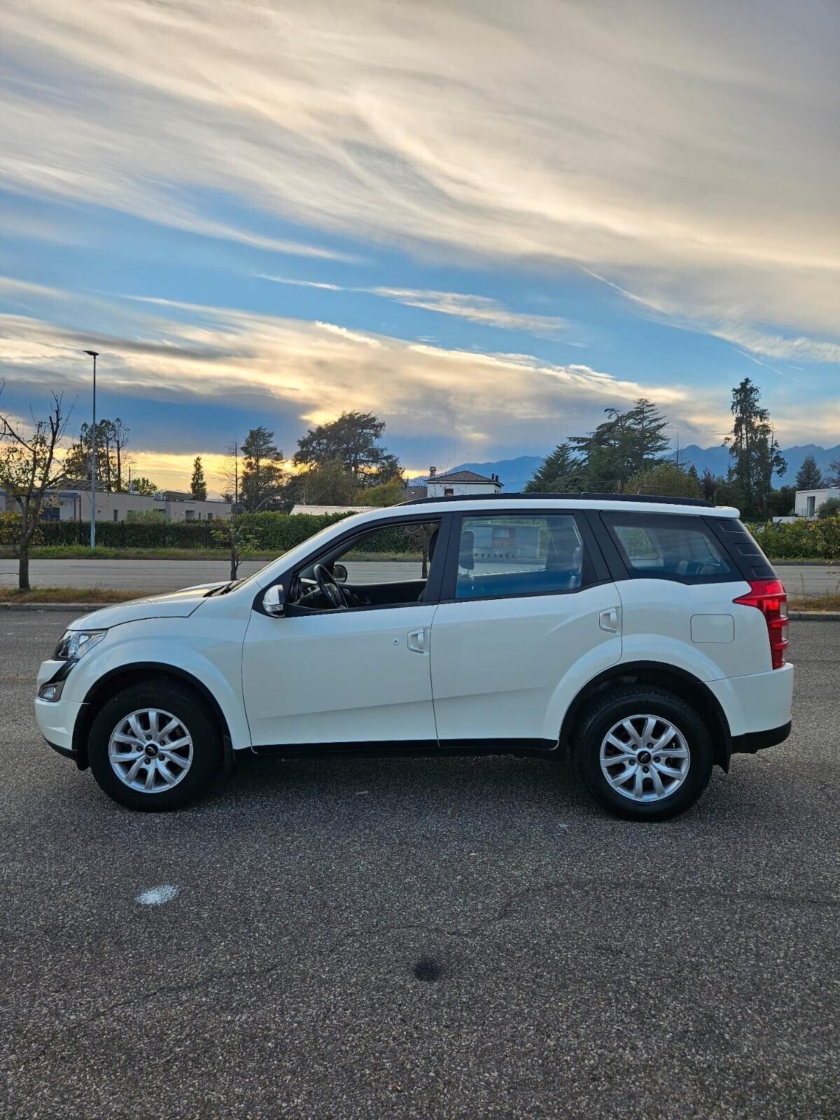 Mahindra XUV500 TRAZIONE INTEGRALE