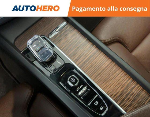 VOLVO XC60 B4 (d) AWD Geartronic Inscription