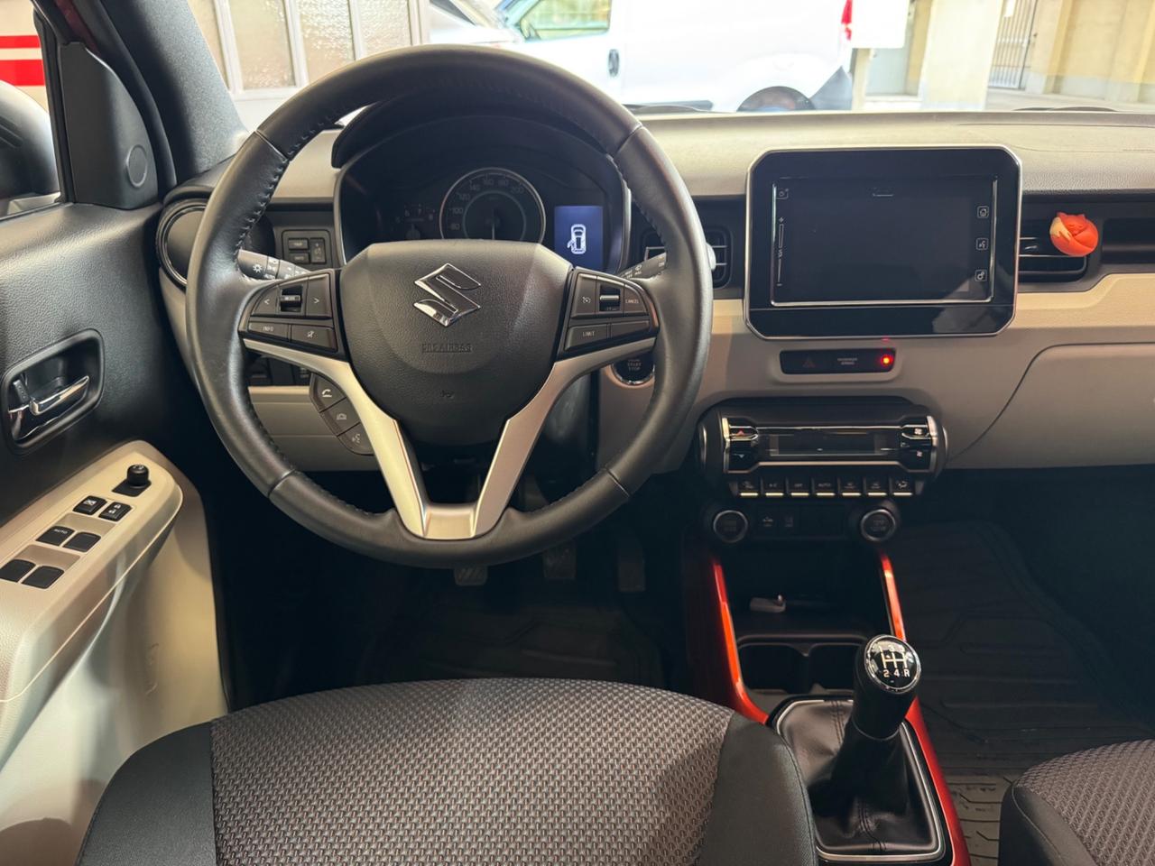 Suzuki Ignis 1.2 Dualjet Top