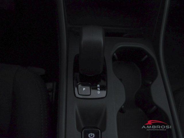 VOLVO XC40 B3 Mild hybrid Benzina Essential