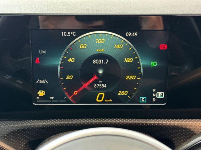 MERCEDES-BENZ CLA 200 d Automatic Sport