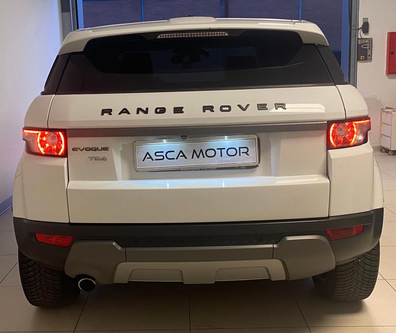 Land Rover Range Rover Evoque 2.2 TD4 5p. Pure Tech Pack