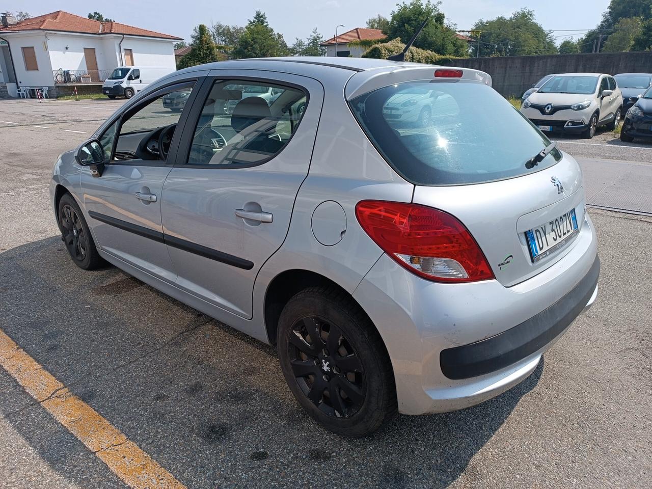 Peugeot 207 1.4 8V 75CV 3p. X Line ECO GPL
