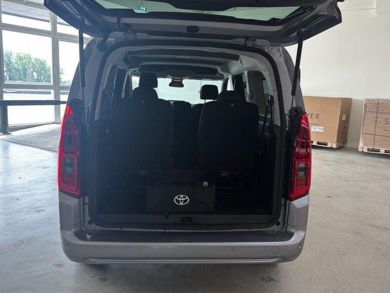 Toyota Proace City Verso 1.5D 130Cv S&S A/T L2 D Luxury