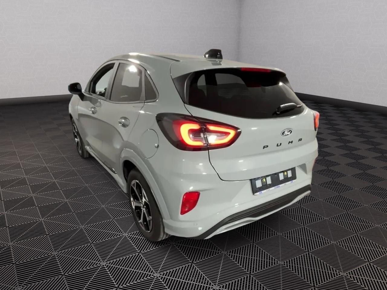 Ford Puma 1.0 EcoBoost Hybrid 125 CV S&S ST-Line