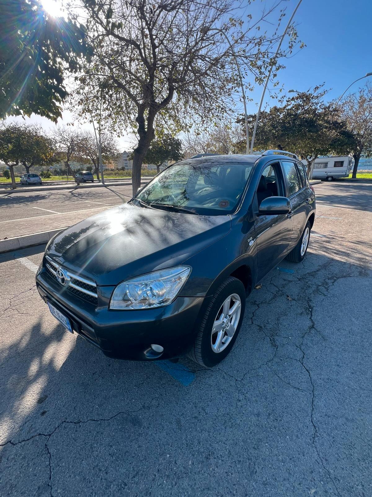 Toyota RAV 4 RAV4 2.2 D-4D 136 CV Luxury