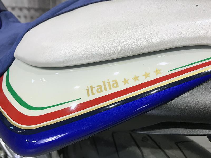 MV Agusta Brutale 910 R Italia