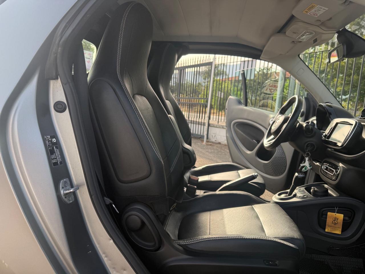Smart ForTwo BRABUS 0.9 Turbo twinamic cabrio Xclusive