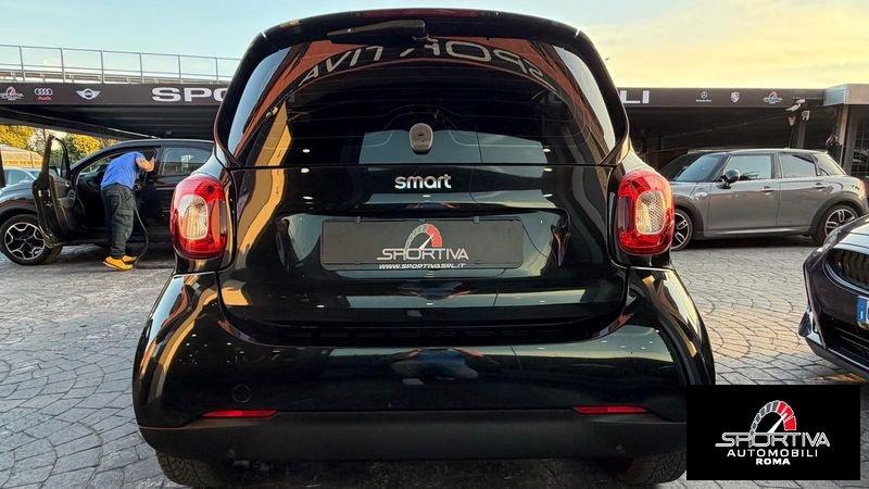 smart fortwo RATA MENSILE 185,00 fortwo 70 1.0 Passion
