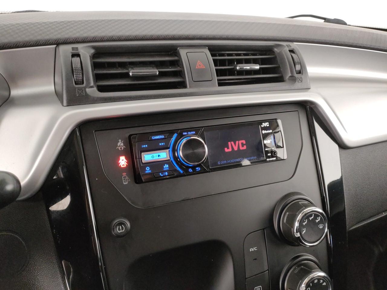 MAHINDRA KUV100 1.2 K6+