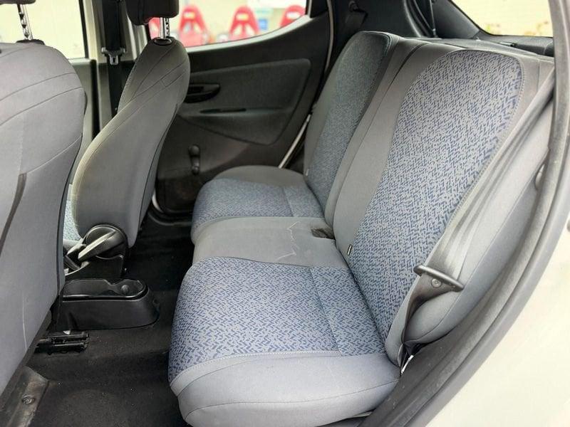 Lancia Ypsilon Ypsilon 1.0 FireFly 5 porte S&S Hybrid Ecochic Gold