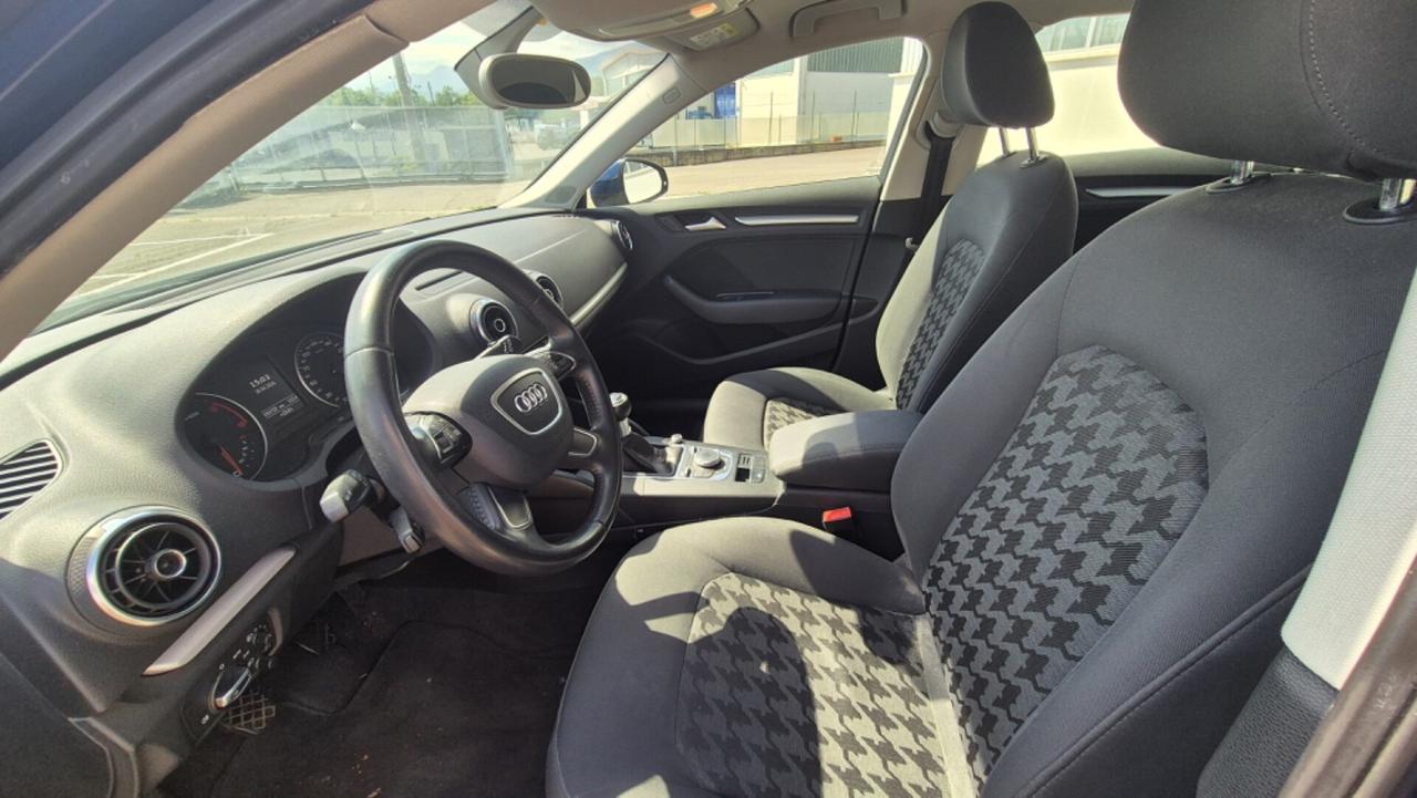 AUDI A3 3ª serie A3 SPB 1.6 TDI Ambition