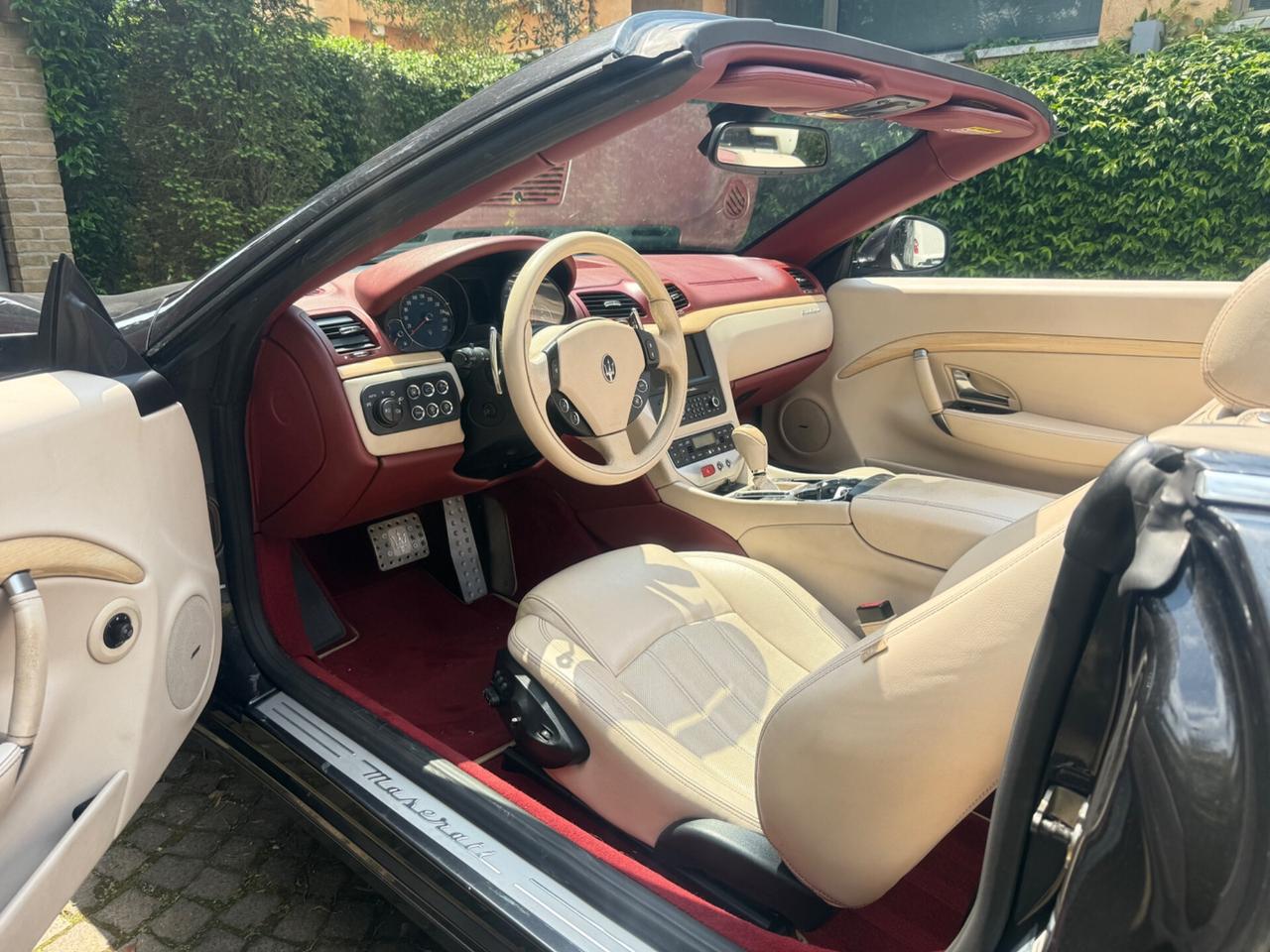 Maserati GranCabrio 4.7 V8