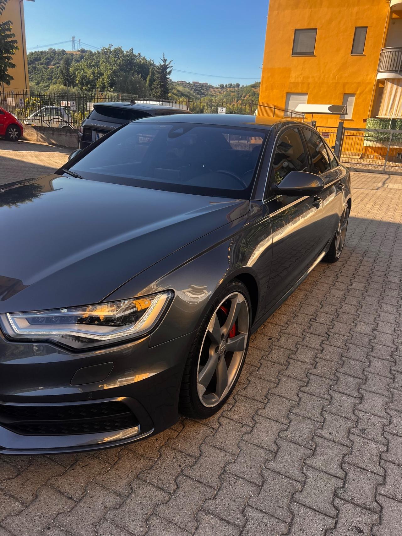 Audi A6 3.0 TFSI quattro S tronic Advanced