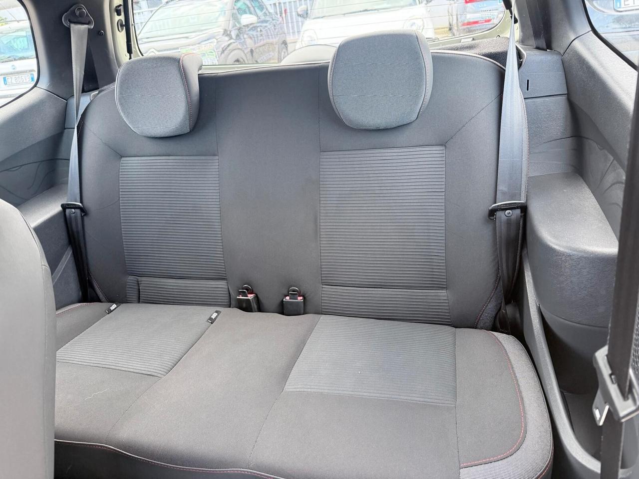 Renault Twingo 1.2 16V Live