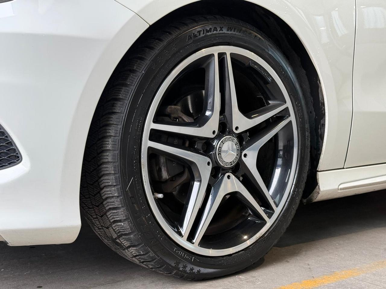 Mercedes-benz A 200 Premium AMG CDI Dark Night Edition