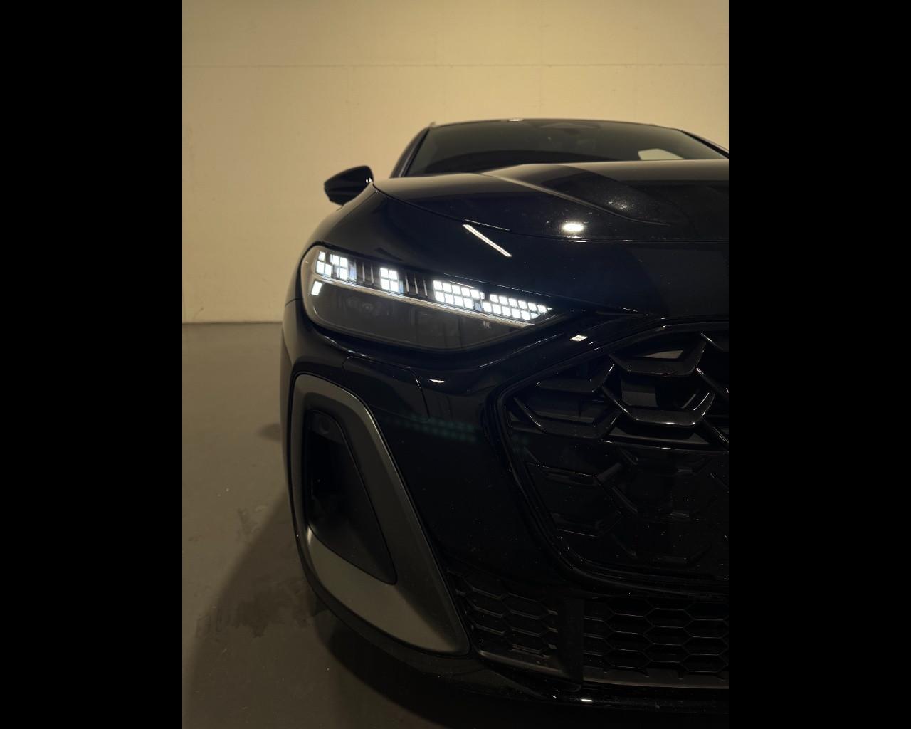 AUDI A5 AVANT 40 TDI S-TRONIC S LINE