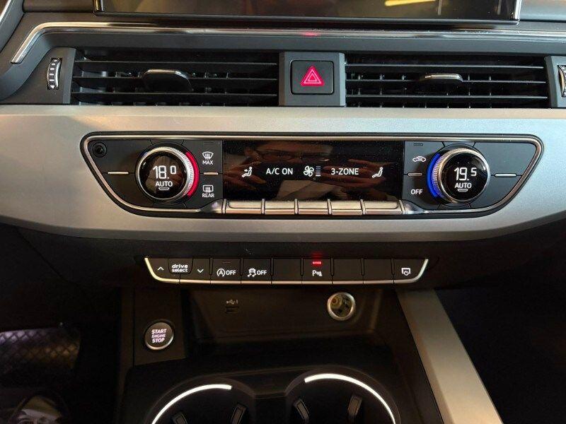 AUDI A4 40 TDI quattro S tronic S line edition