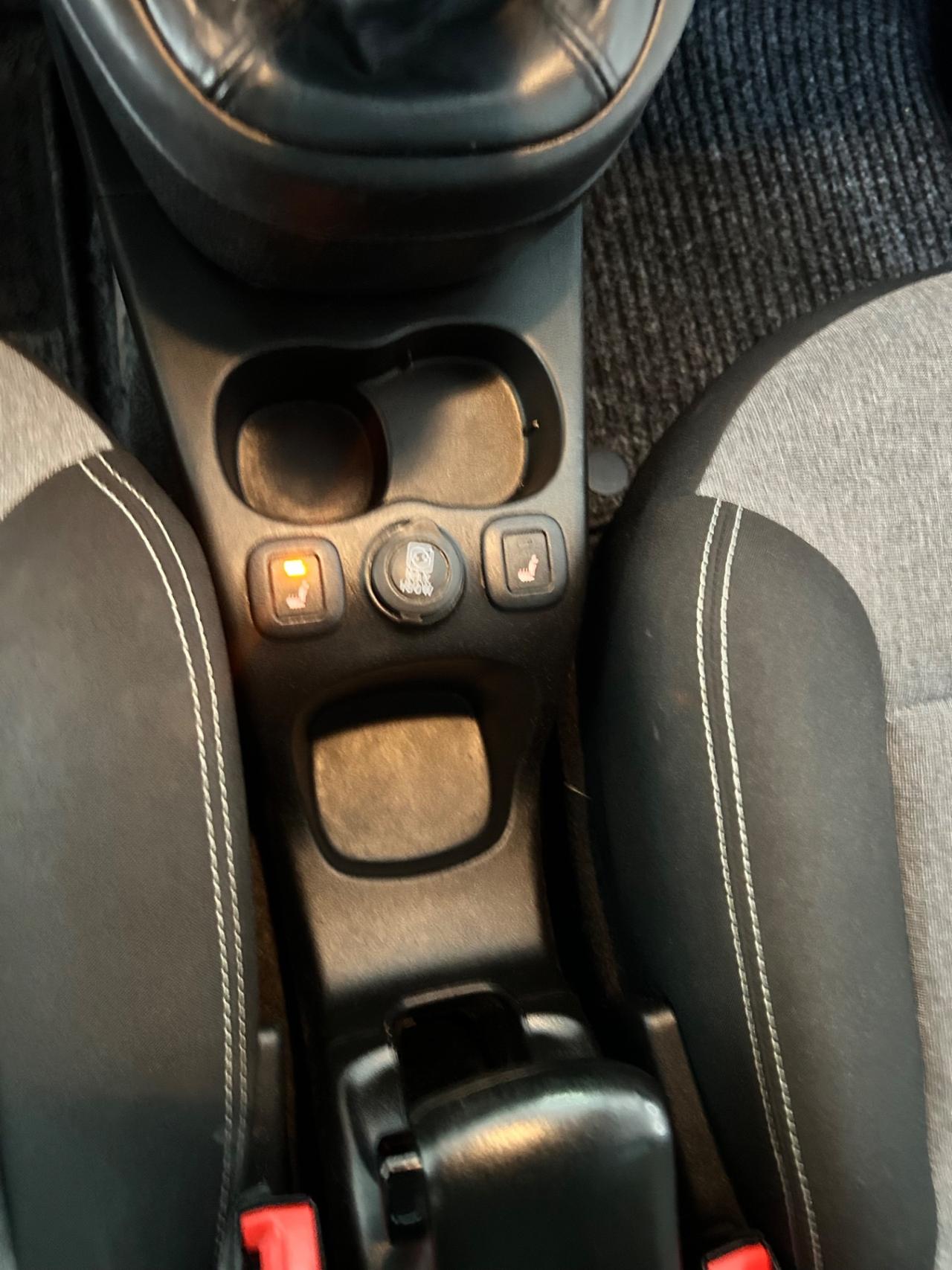 Fiat Panda 1.2 Lounge *sedili riscaldabili*sensori Park*5posti