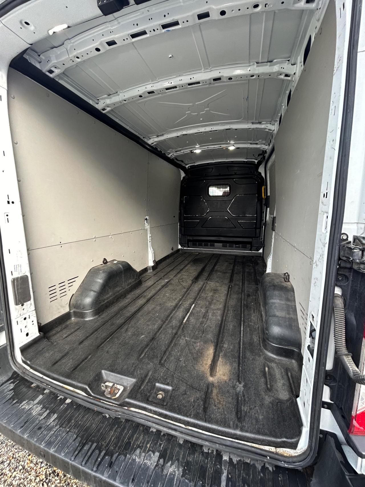 008 transit Ford del 2020 in saldo