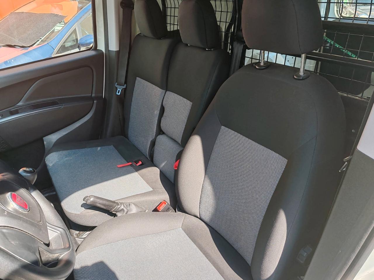 Fiat doblo' 3 posti