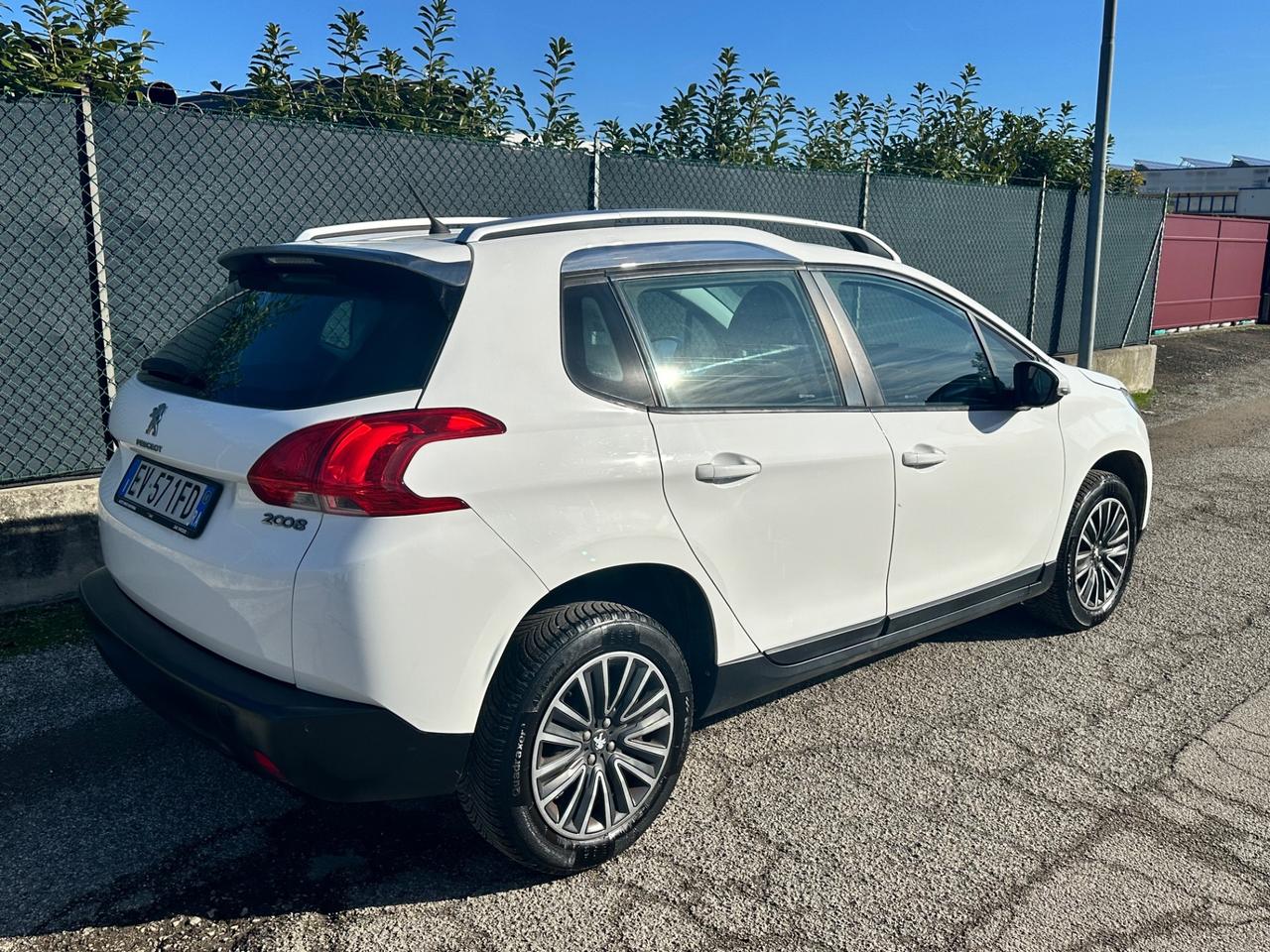 Peugeot 2008 1.4 HDi 68CV Active