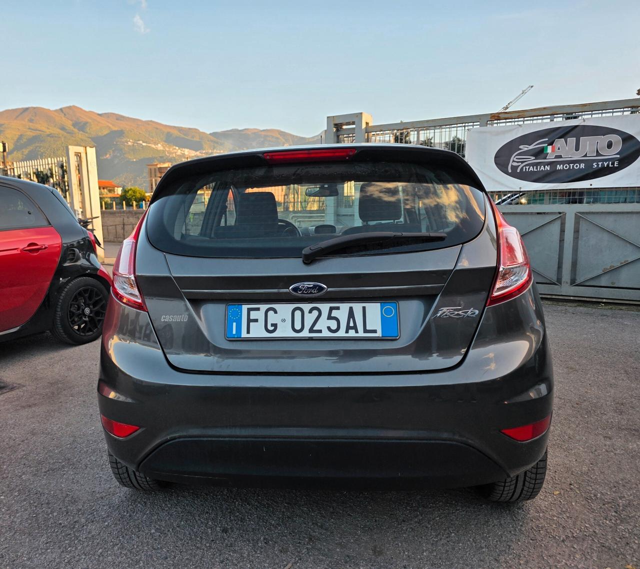 Ford Fiesta 1.4 5 porte Bz.- GPL Business