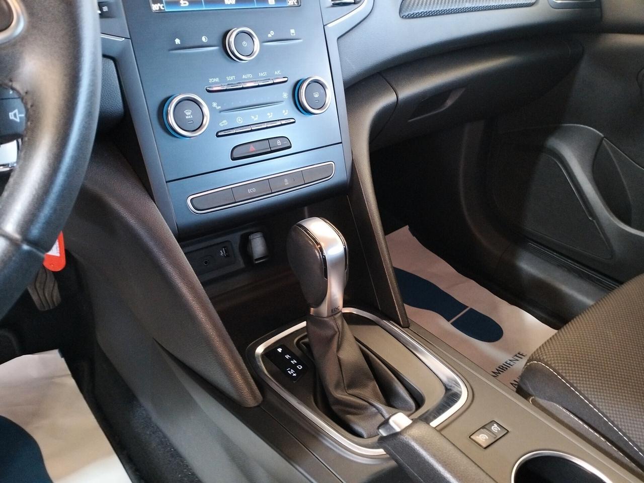 Renault Megane Sporter 1.5 blue dci Business 115cv edc - NEOPATENTATI