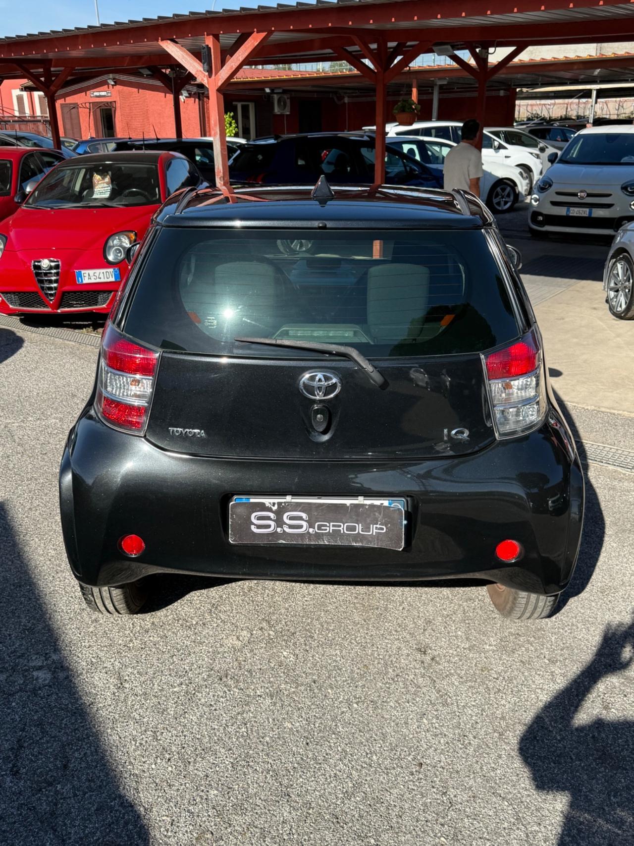 Toyota iQ 1.0/rate/permute/garanzia