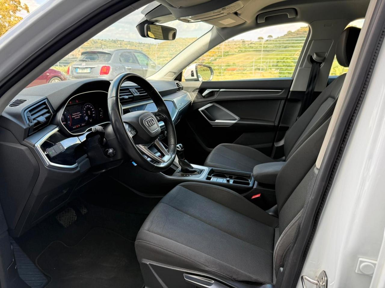 Audi Q3 35 TDI S tronic Business Advanced