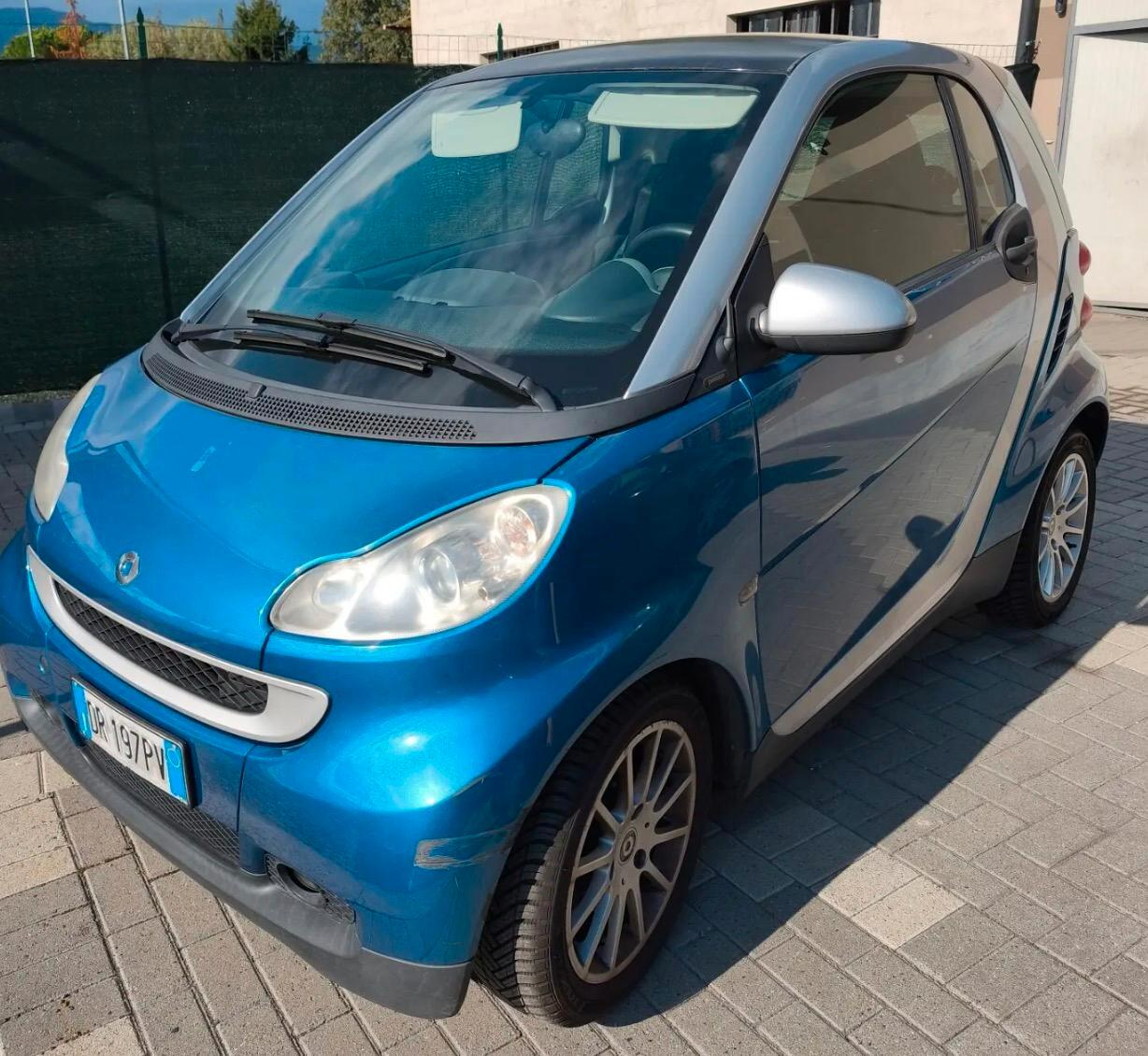 Smart ForTwo 1000 52 kW coupé limited two