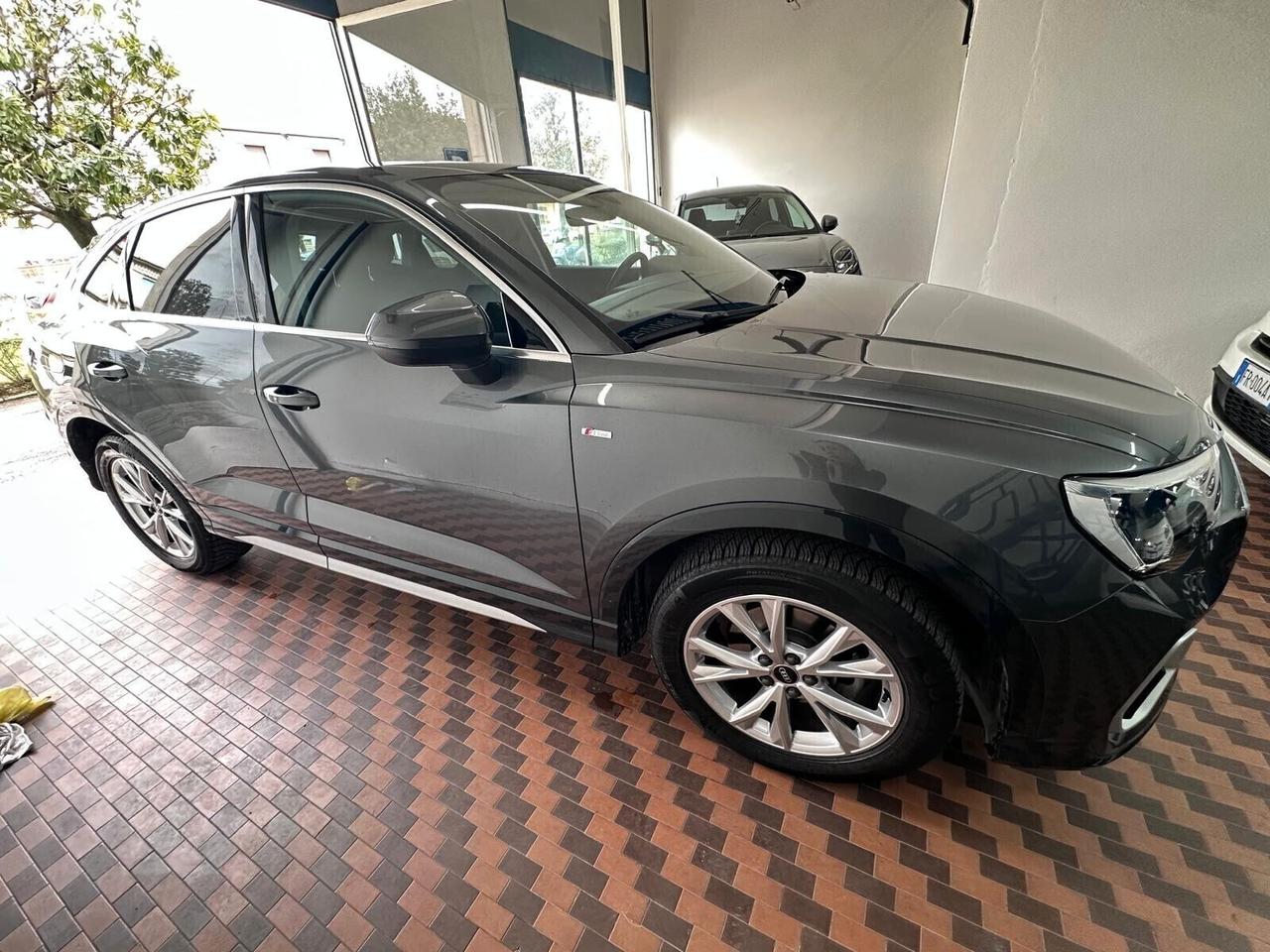 Audi Q3 35 TFSI S tronic S line edition