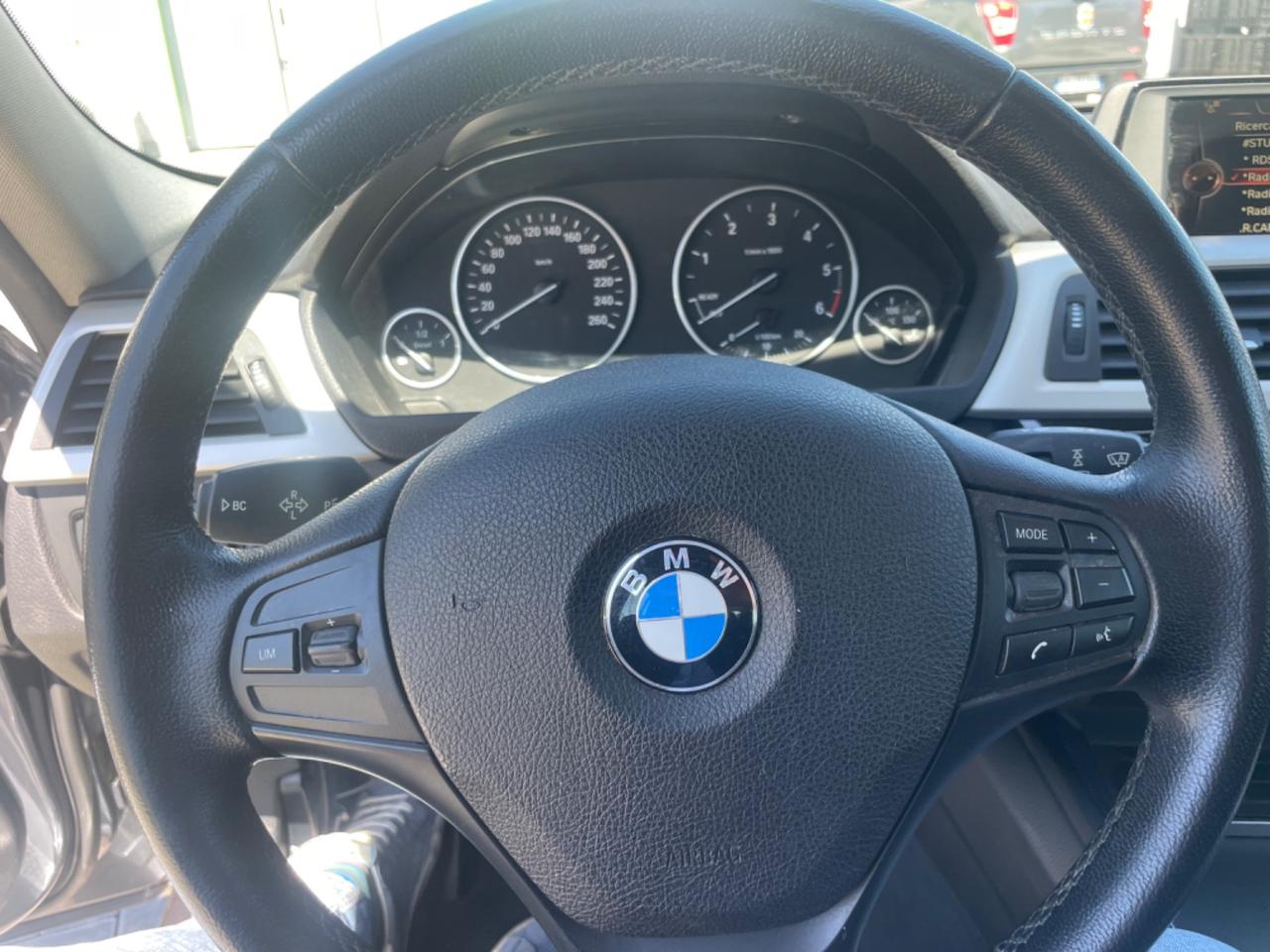 Bmw 320 320d xDrive Touring