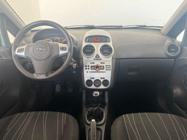 OPEL Corsa 1.2 5 porte Cosmo