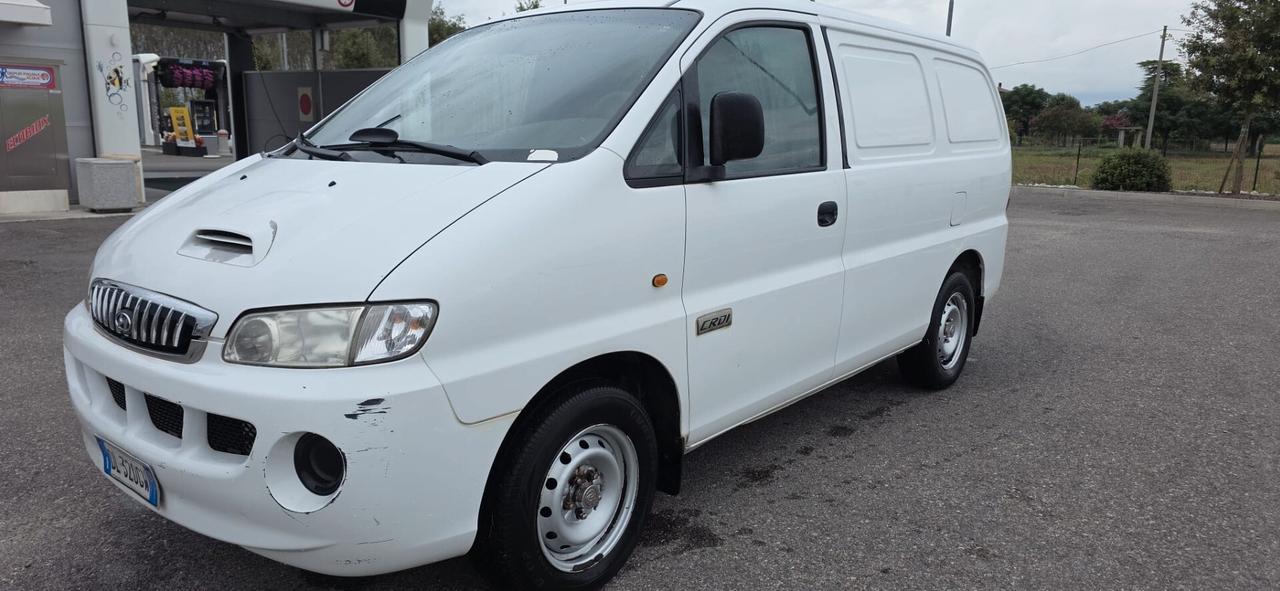 Hyundai H-1 2.5 CRDI PL 3 posti Van Style
