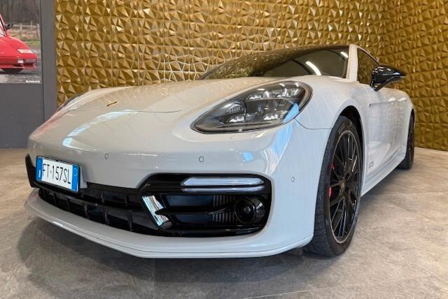 Porsche Panamera 4.0 GTS Sport Turismo