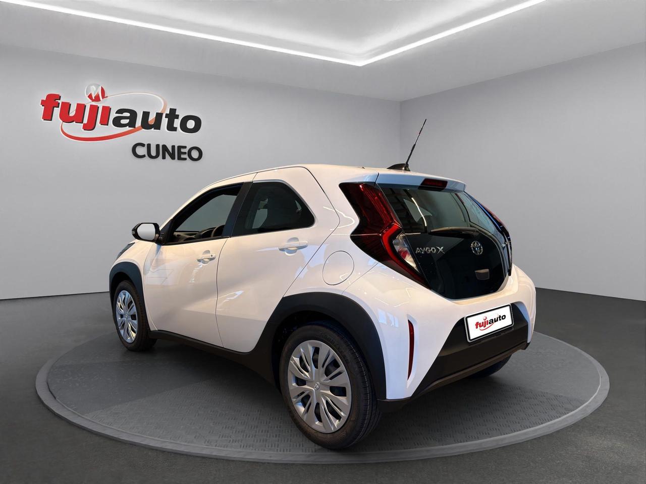 Toyota Aygo X 1.5 hybrid e-cvt