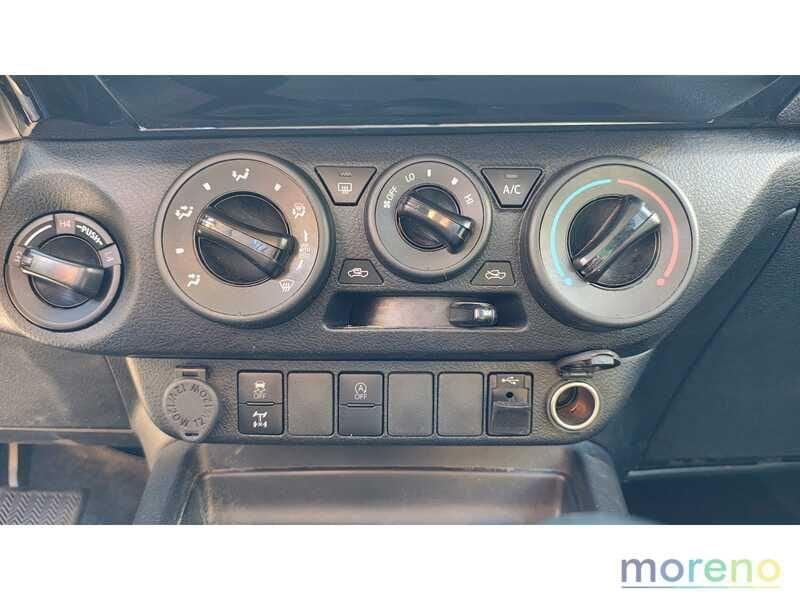 Toyota Hilux 2.4 d-4d C&C 4x4 Lounge