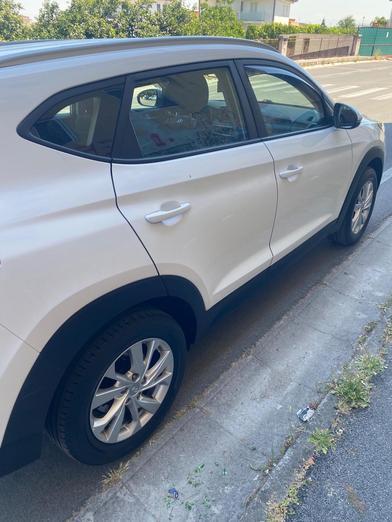 Hyundai Tucson 1.6 CRDi Anno 2019 Full Led