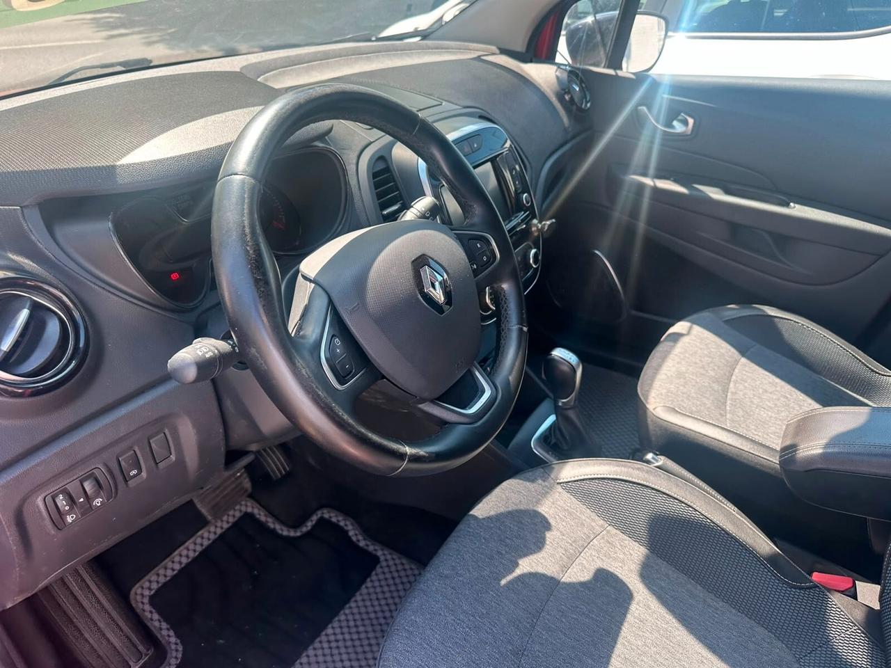 Renault Captur dCi 8V 90 CV Business