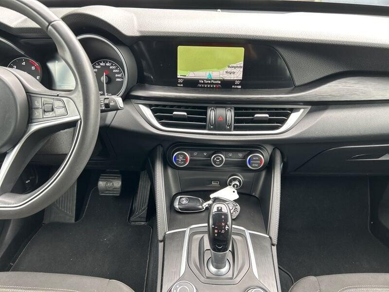 Alfa Romeo Stelvio 2.2 Turbodiesel 180 CV AT8 Super