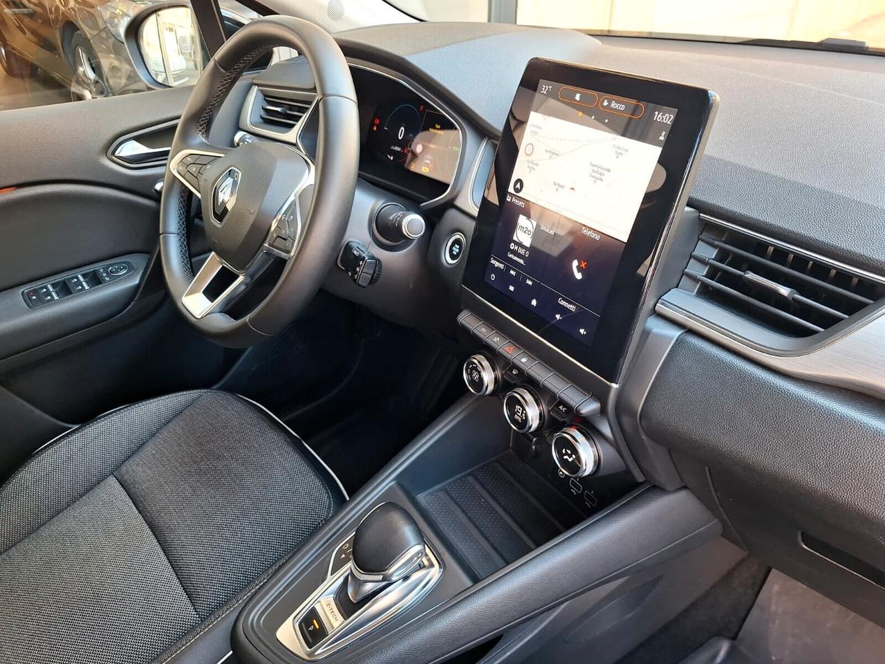 Renault Captur Plug-in Hybrid E-Tech 160 CV Initiale Paris