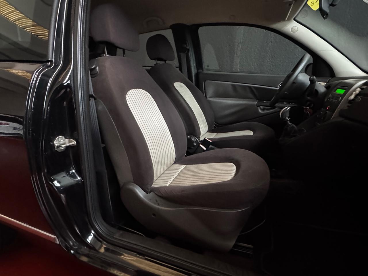 Lancia Ypsilon 1.4 MODAMILANO OK NEOPATENTATI