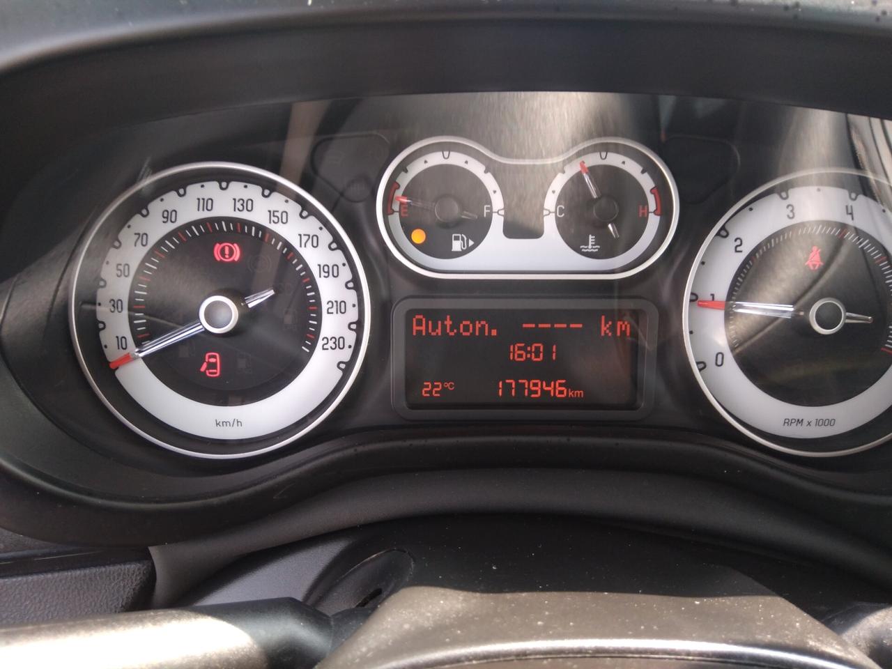 Fiat 500L 1.3 Multijet 85 CV Lounge x neopatentati